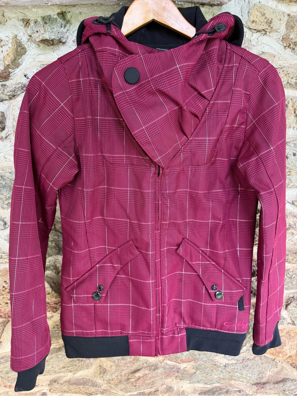 Women’s Small Oakley Burgundy Plaid Hooded Jacket Midweight Fleece lined